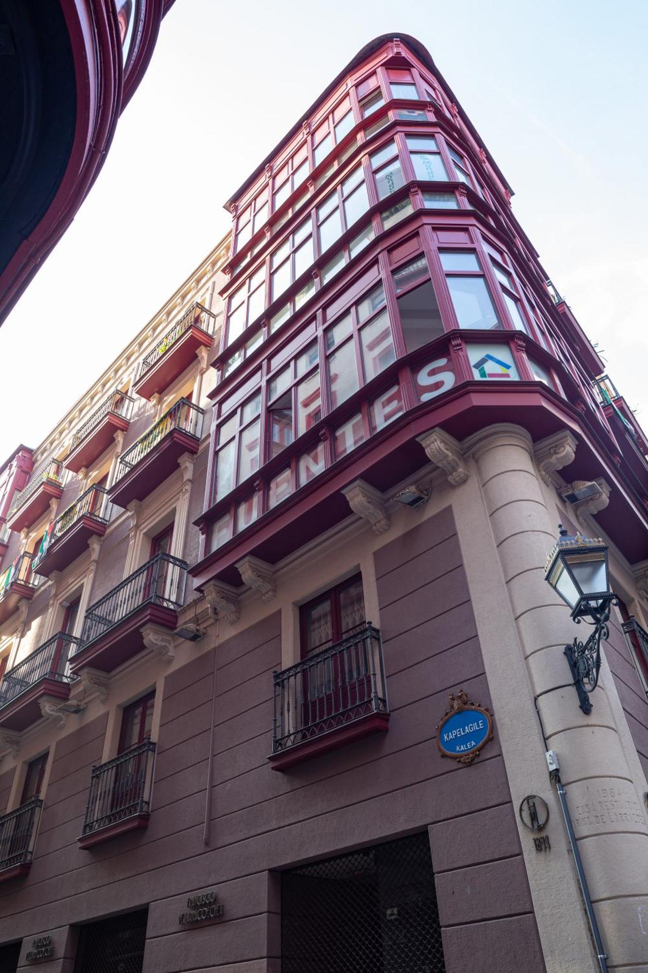 Hotel Casual Fuentes à Bilbao Extérieur photo
