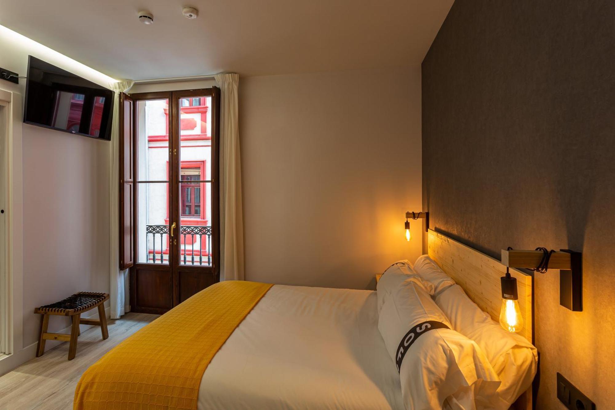 Hotel Casual Fuentes à Bilbao Extérieur photo