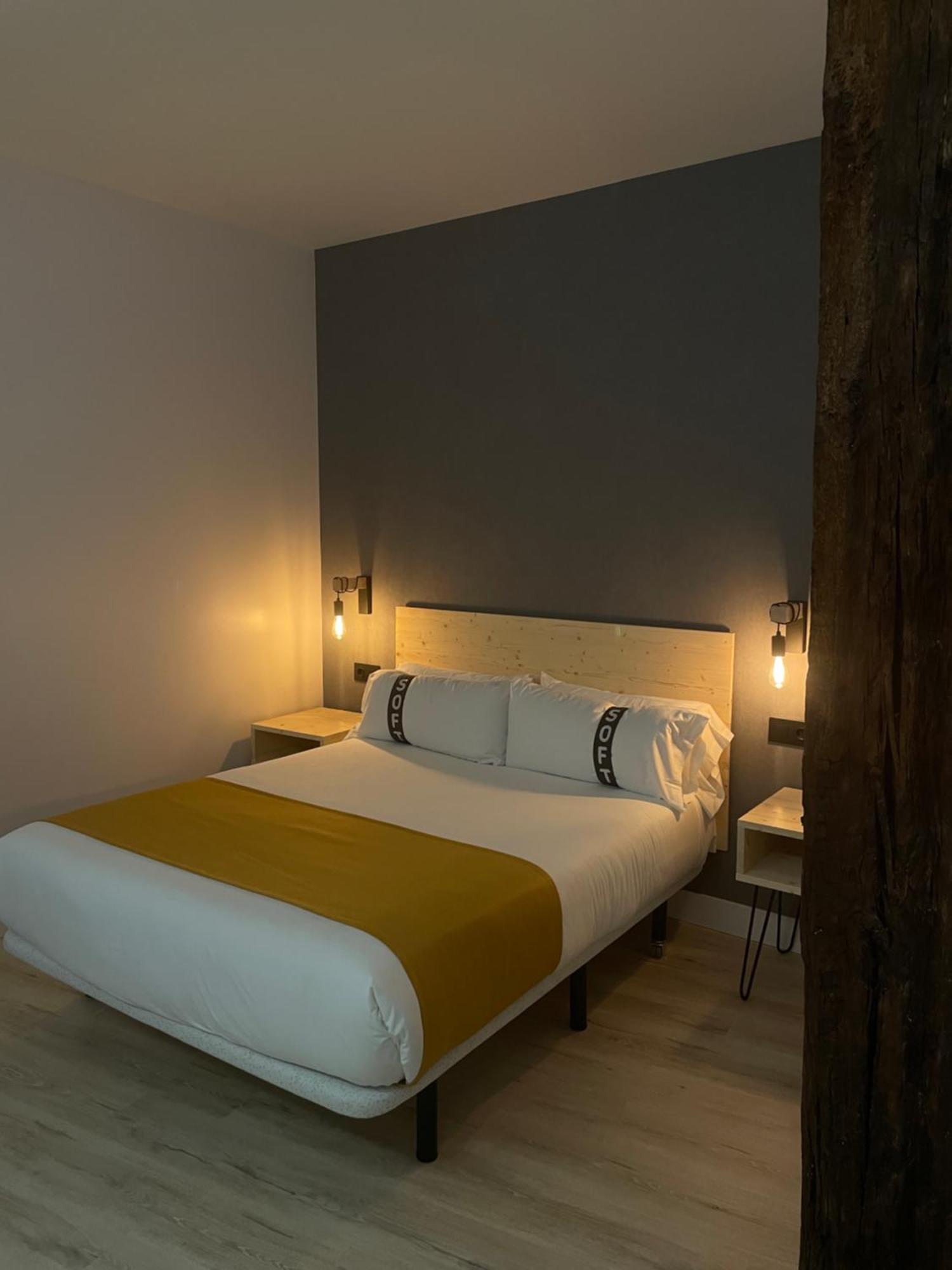 Hotel Casual Fuentes à Bilbao Extérieur photo