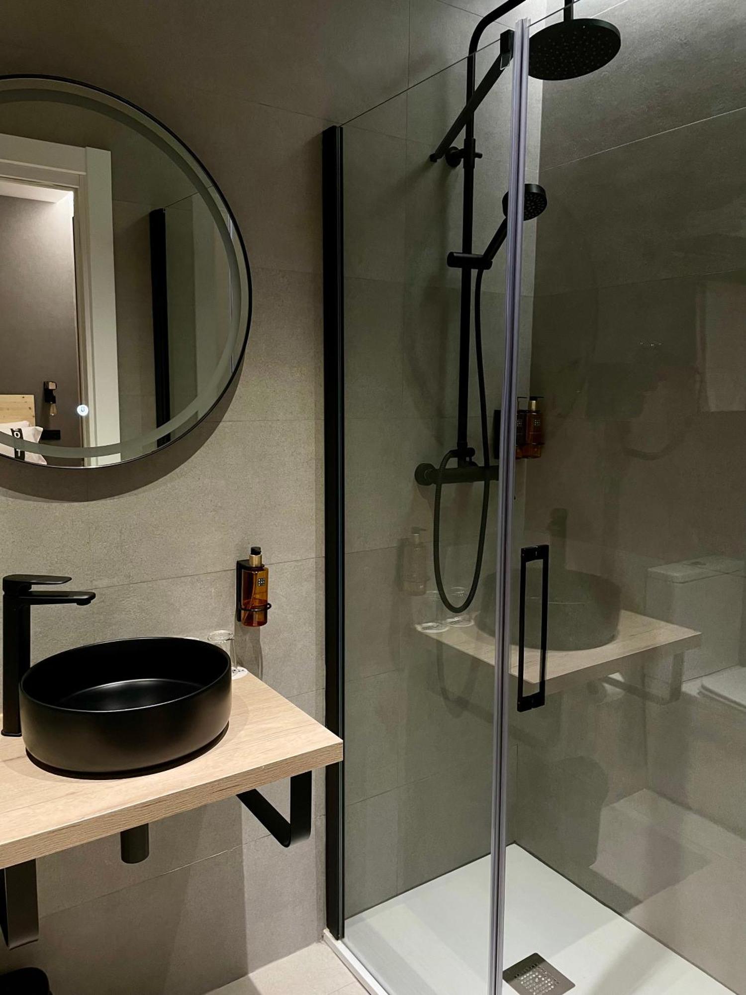 Hotel Casual Fuentes à Bilbao Extérieur photo